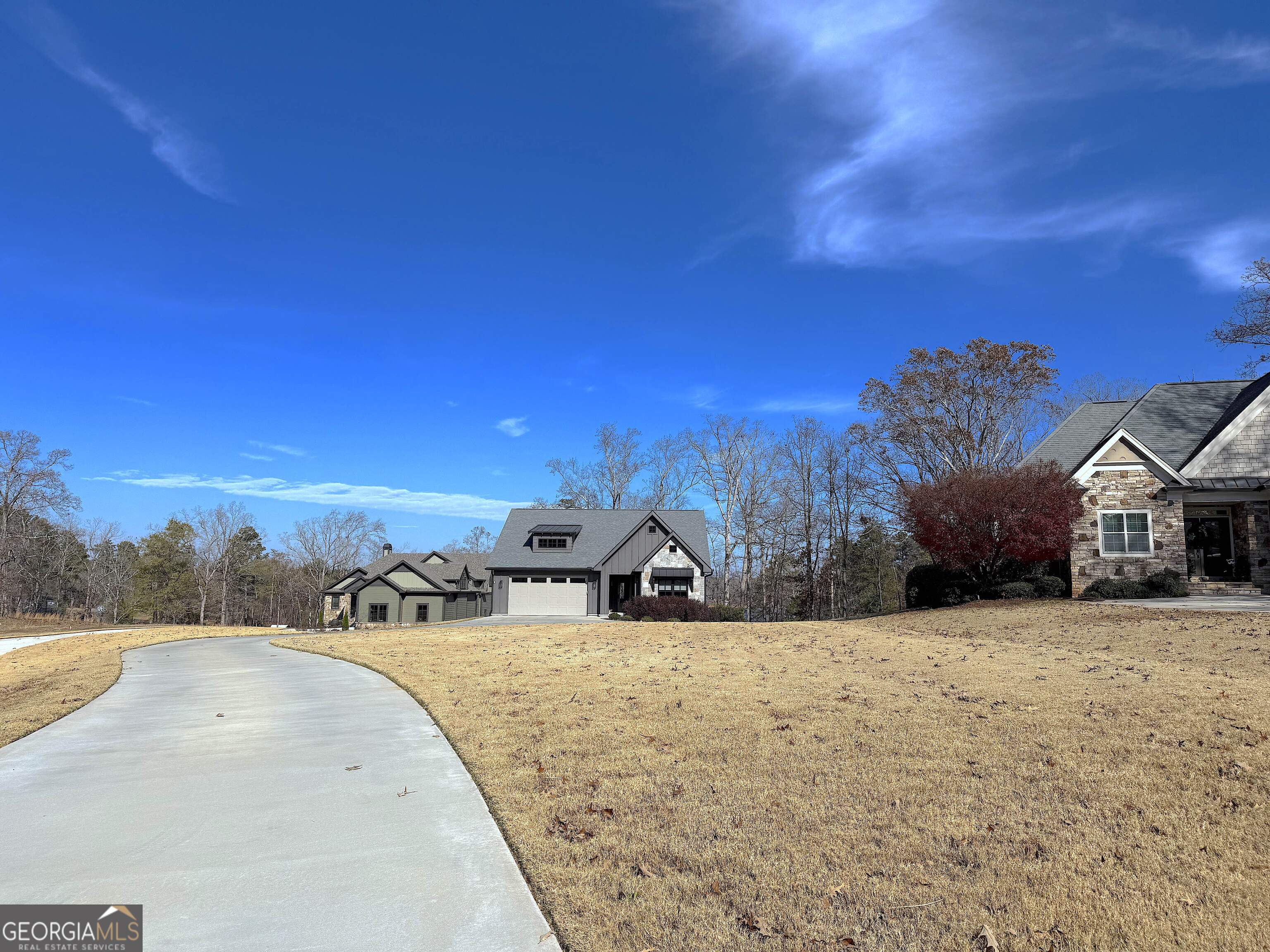 73 Yacht Club Pointe Hartwell GA 30643