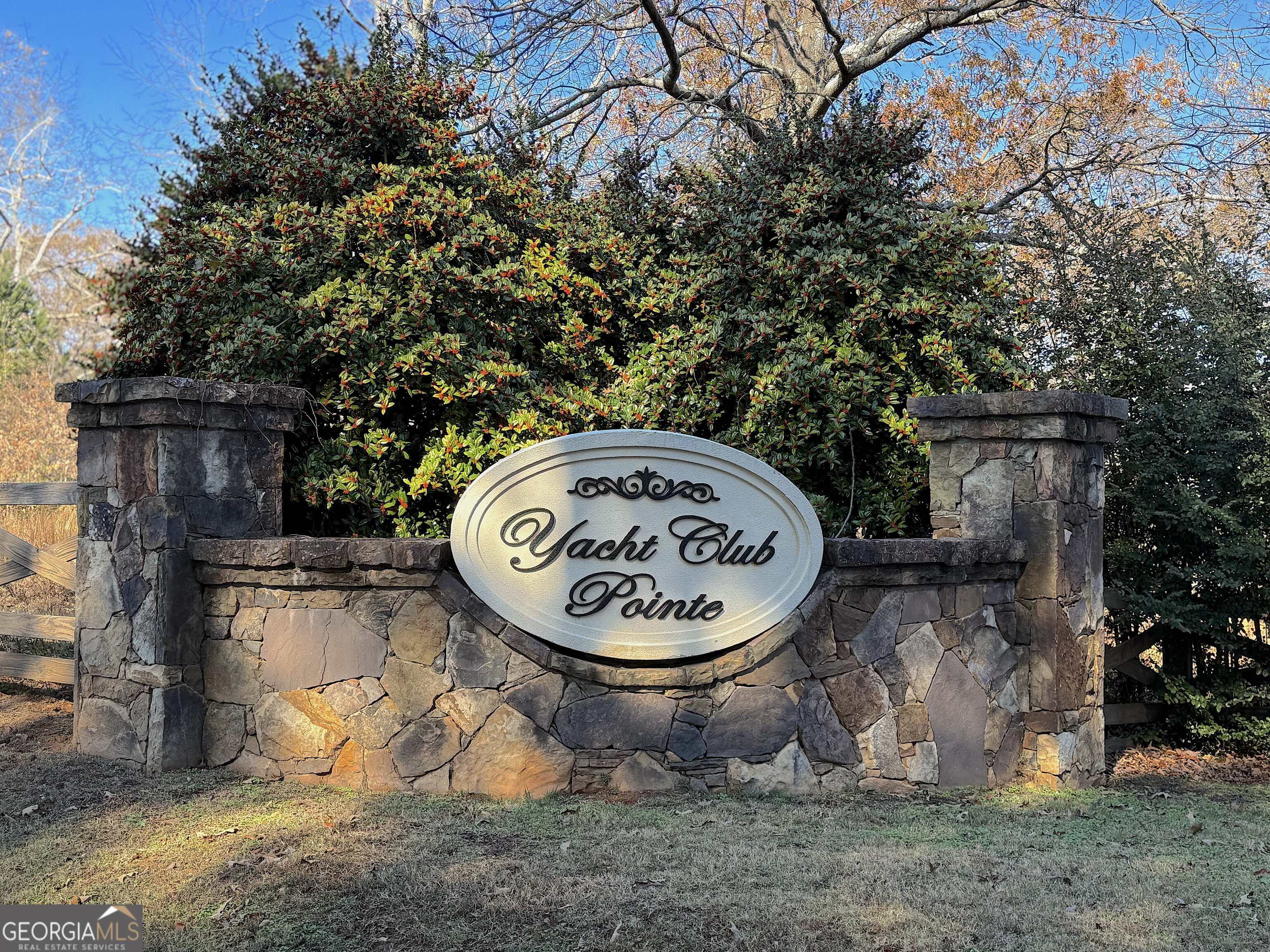 73 Yacht Club Pointe Hartwell GA 30643