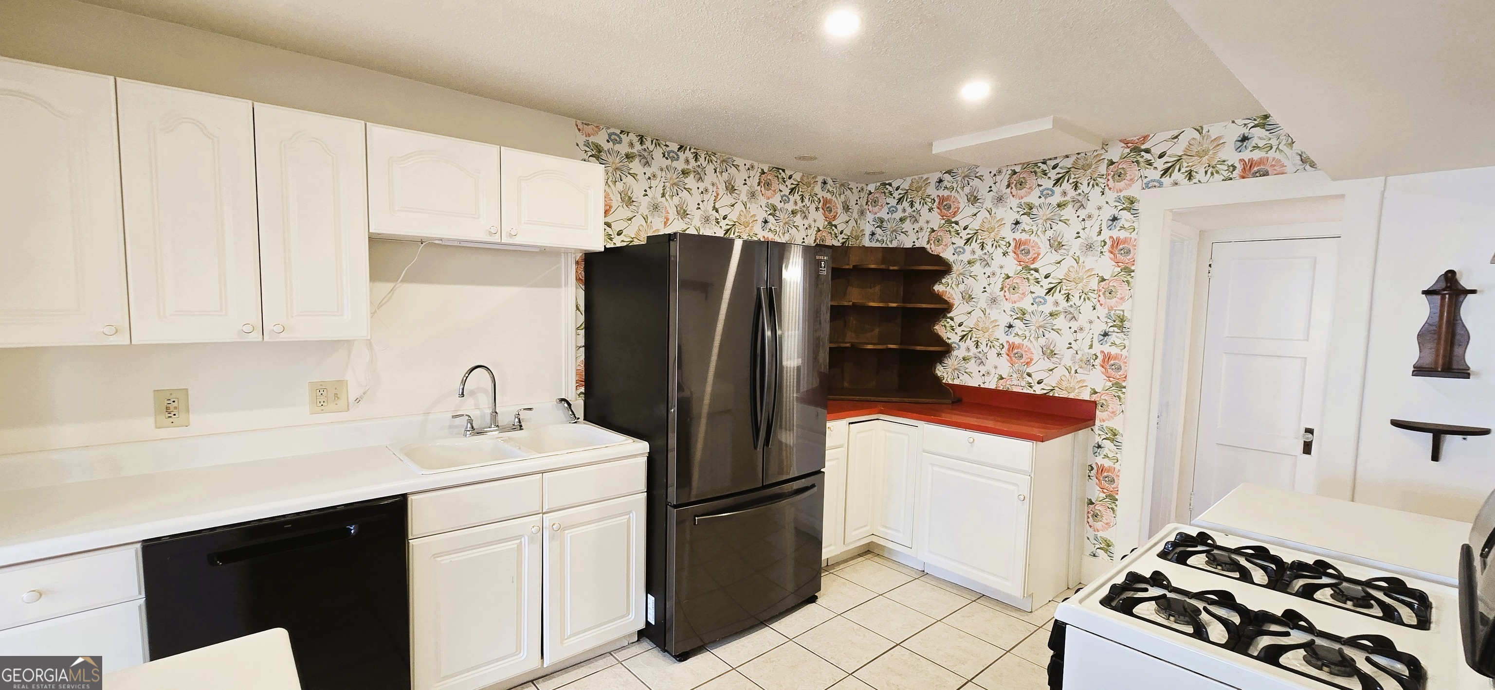 84 Logan Street Ellijay GA 30540