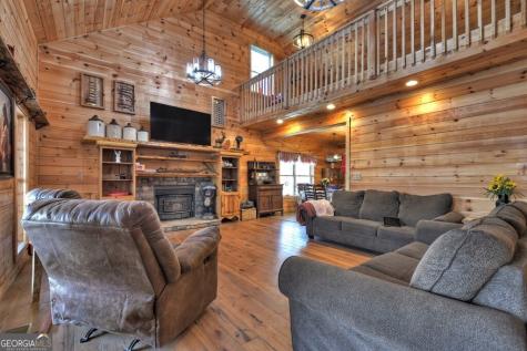 207 Joliet Drive Ellijay GA 30540