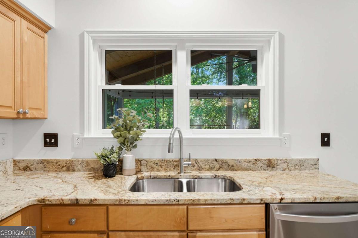 2420 Traywick Chase Alpharetta GA 30004