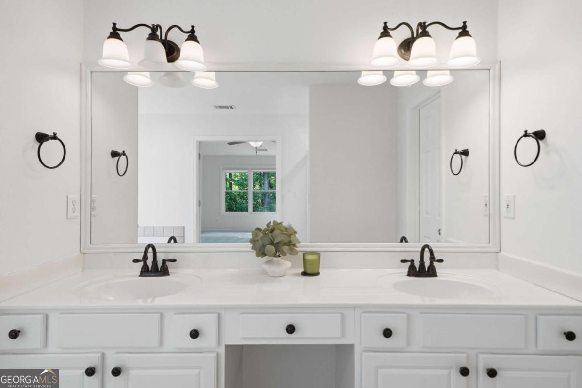 2420 Traywick Chase Alpharetta GA 30004