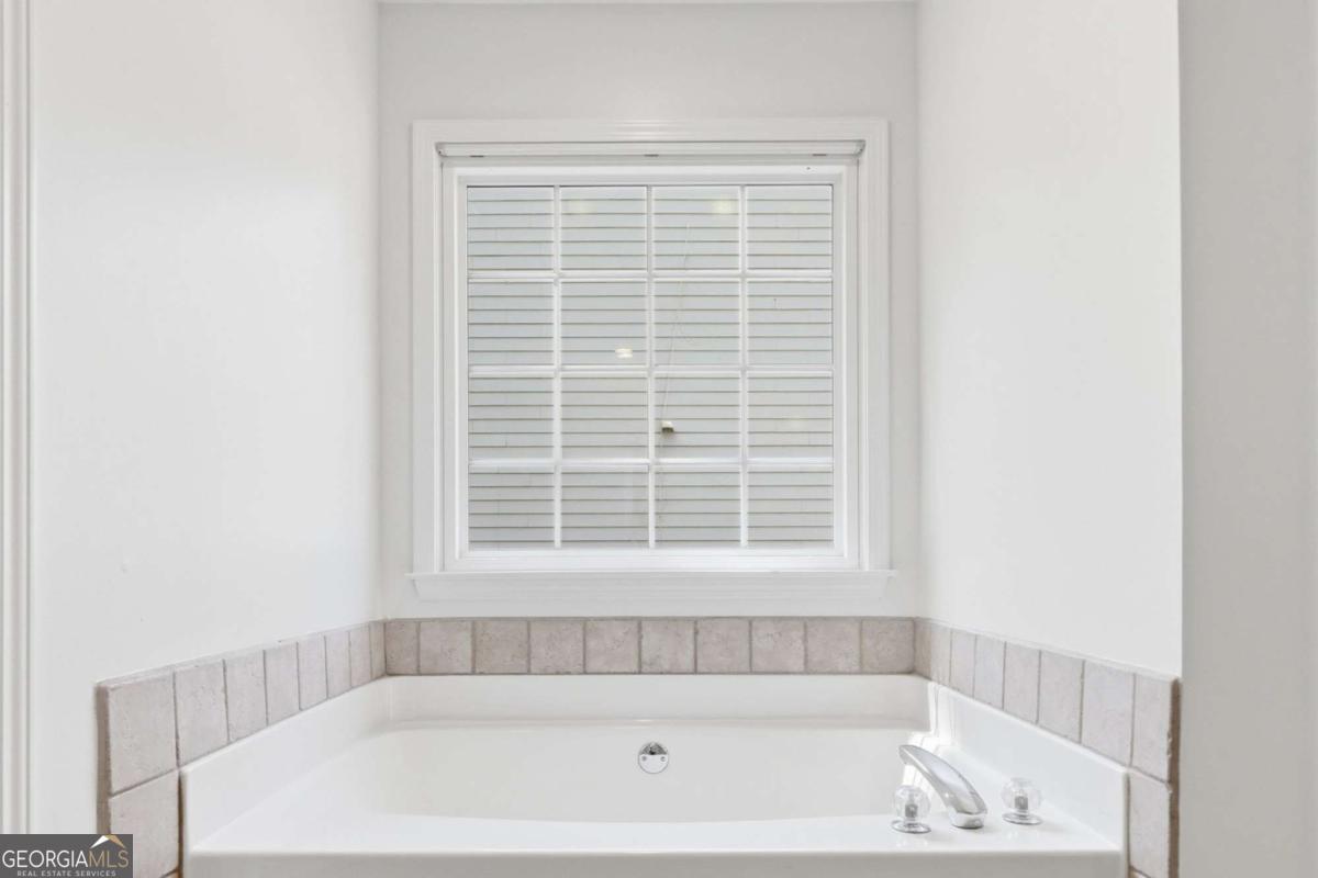 2420 Traywick Chase Alpharetta GA 30004