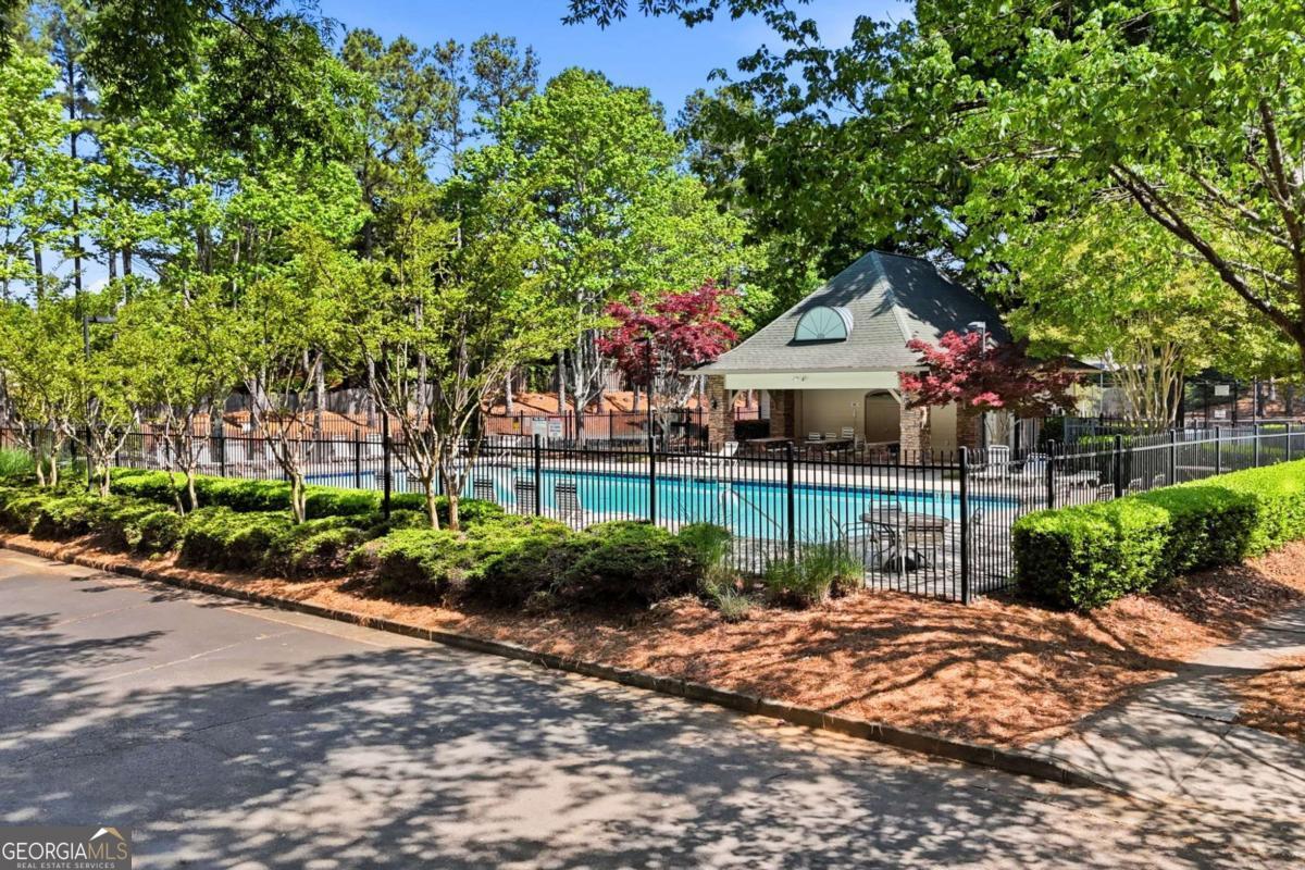 2420 Traywick Chase Alpharetta GA 30004