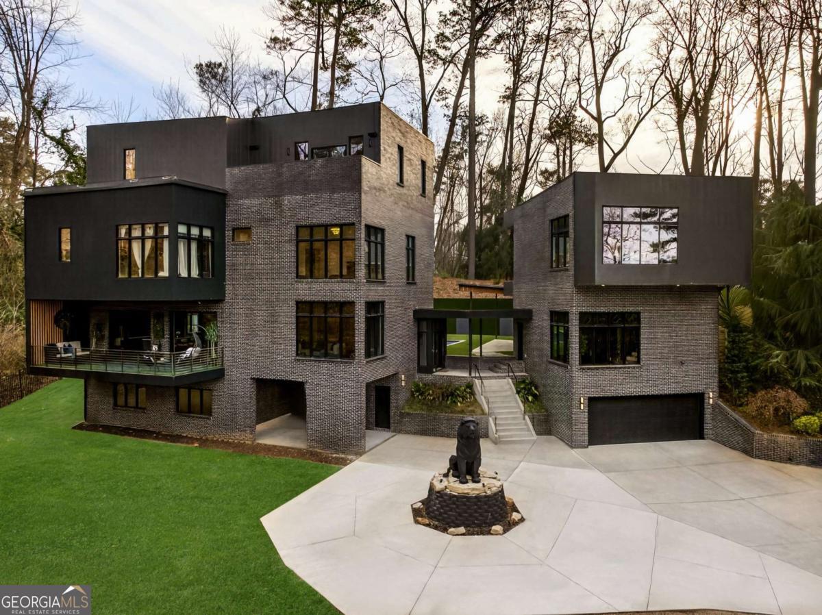 345 Pinecrest Road NE Atlanta GA 30342