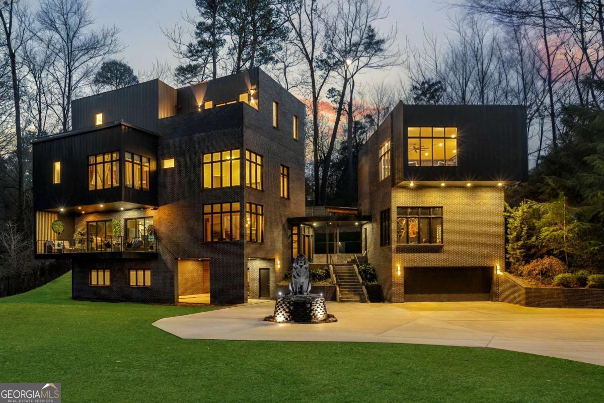345 Pinecrest Road NE Atlanta GA 30342