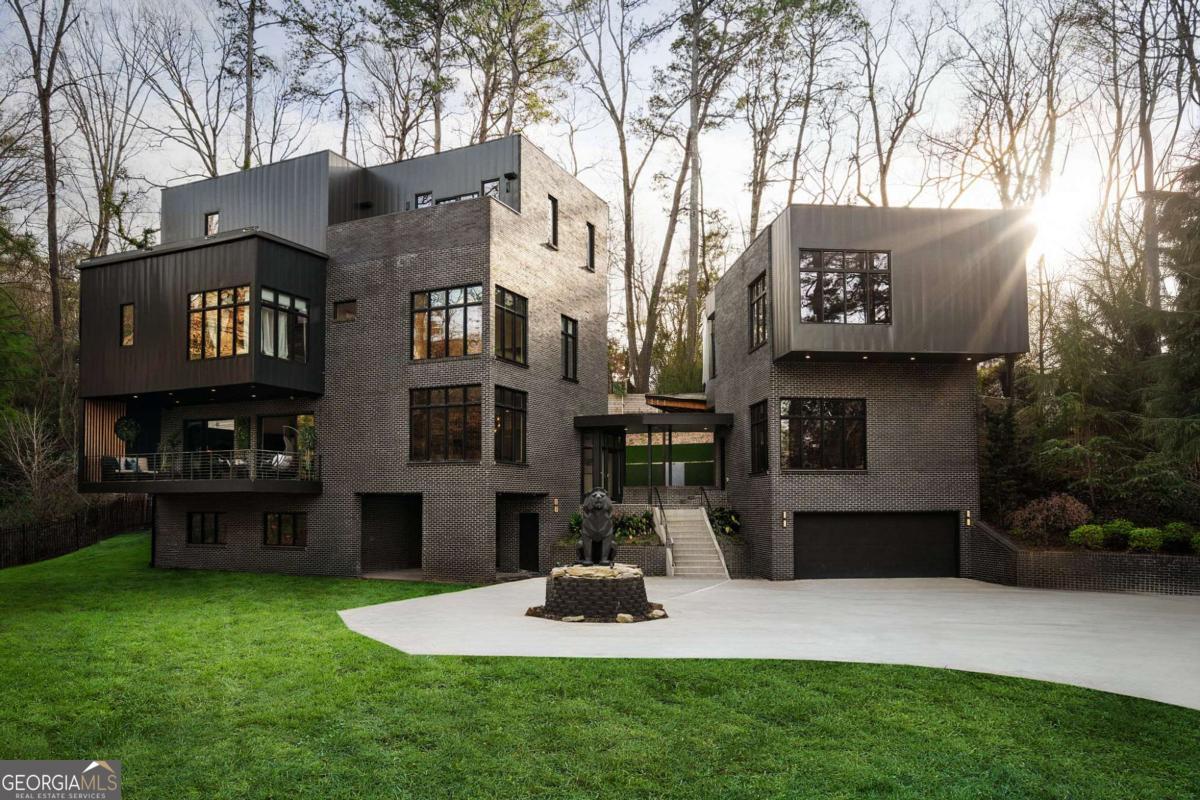 345 Pinecrest Road NE Atlanta GA 30342