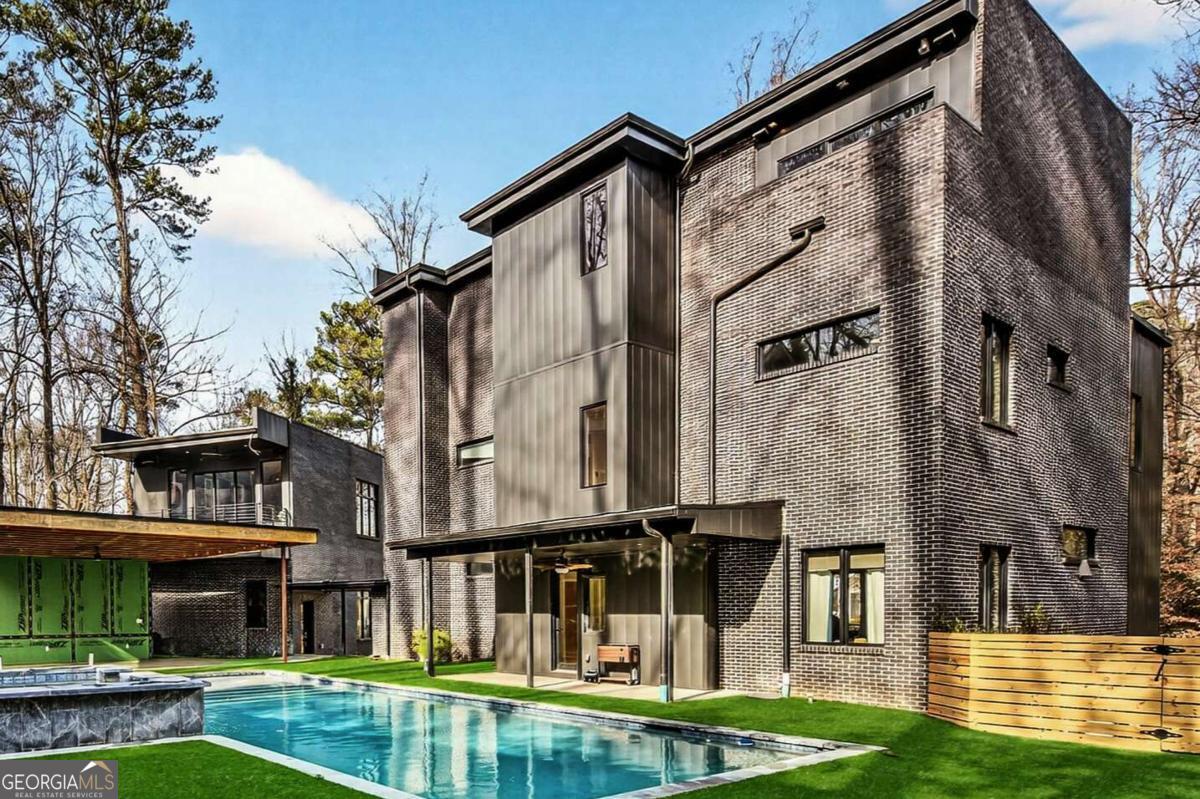 345 Pinecrest Road NE Atlanta GA 30342