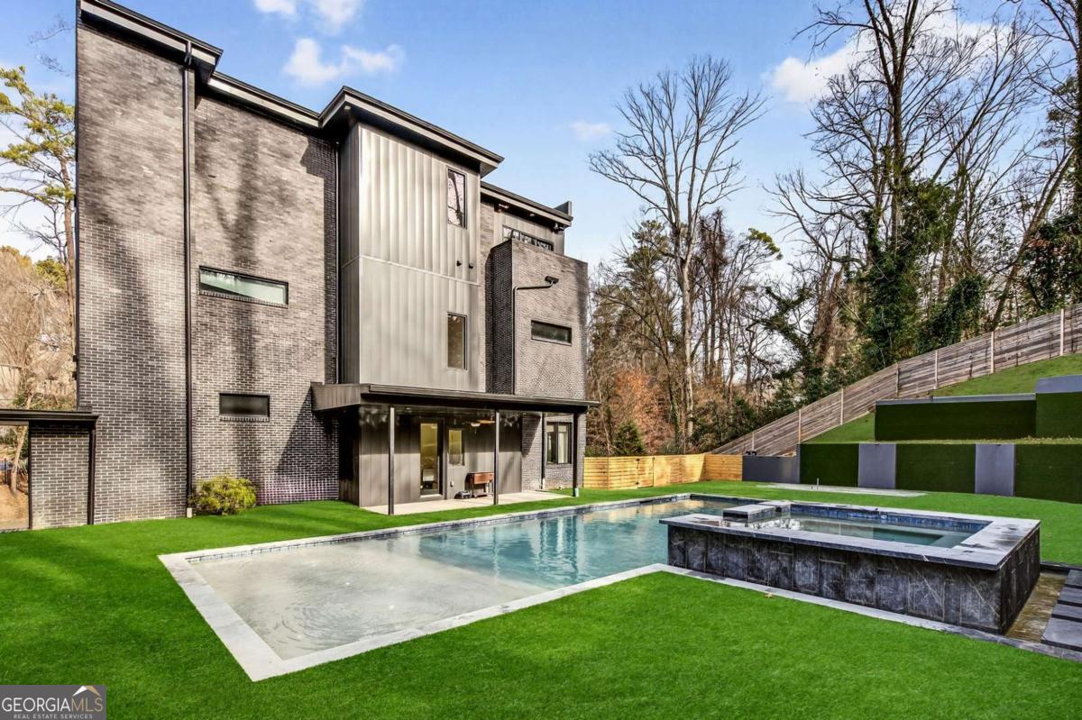 345 Pinecrest Road NE Atlanta GA 30342