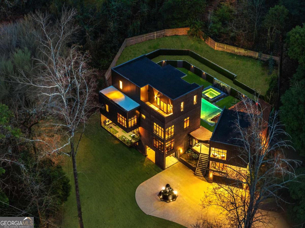 345 Pinecrest Road NE Atlanta GA 30342
