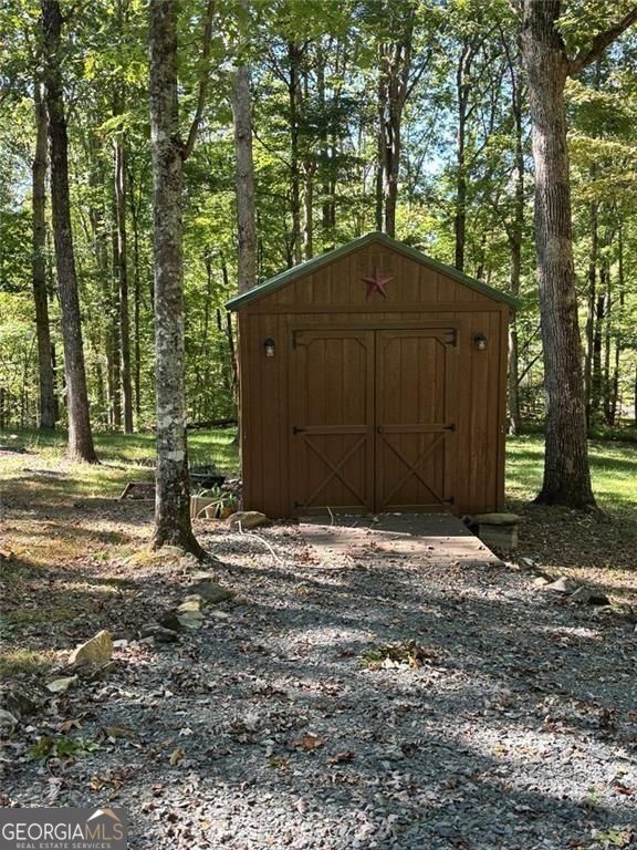 163 Beauregards Knob Ellijay GA 30536