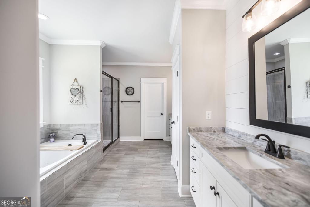 240 Flat Shoal Drive Bonaire GA 31005