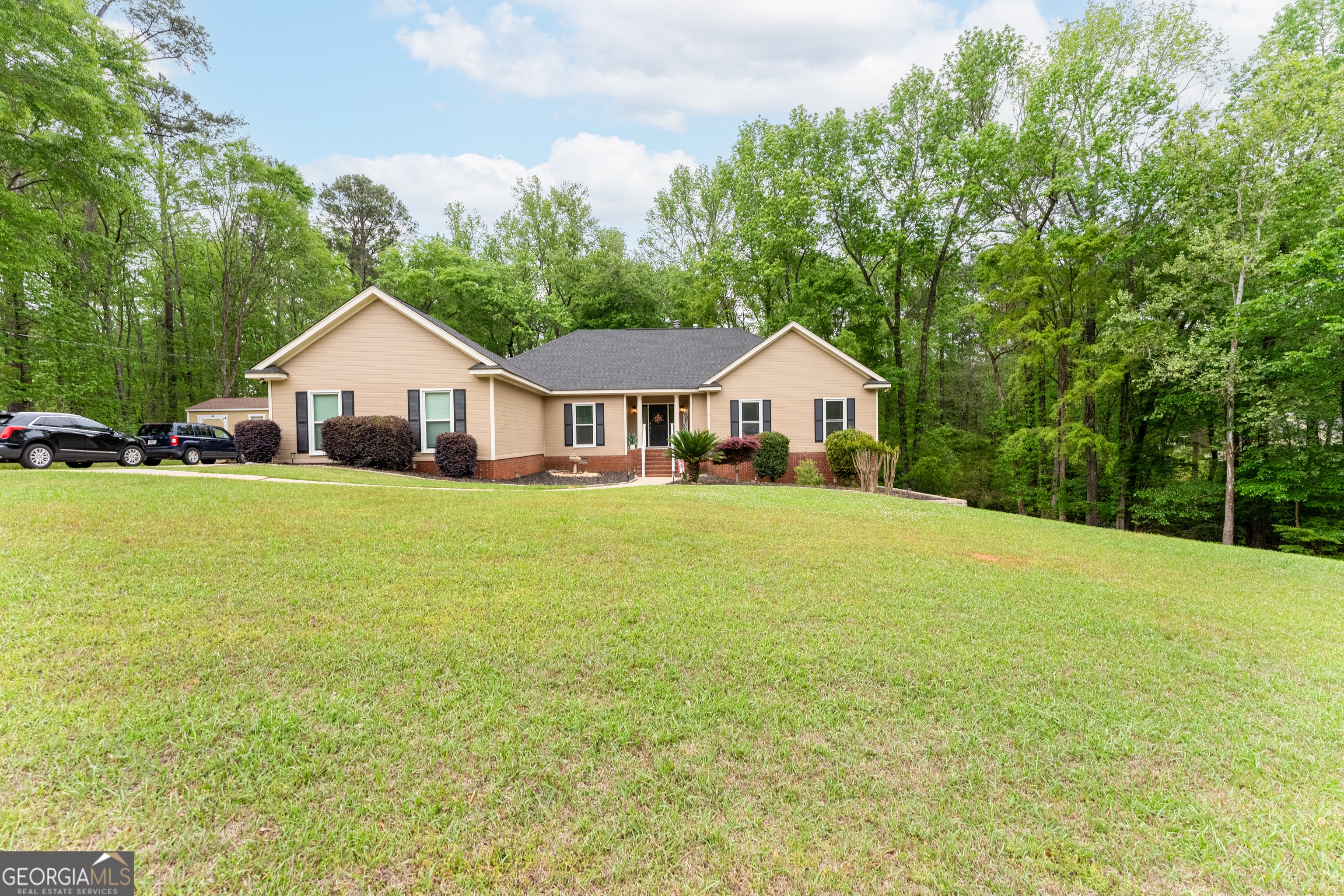 3779 Sussex Drive NE Milledgeville GA 31061