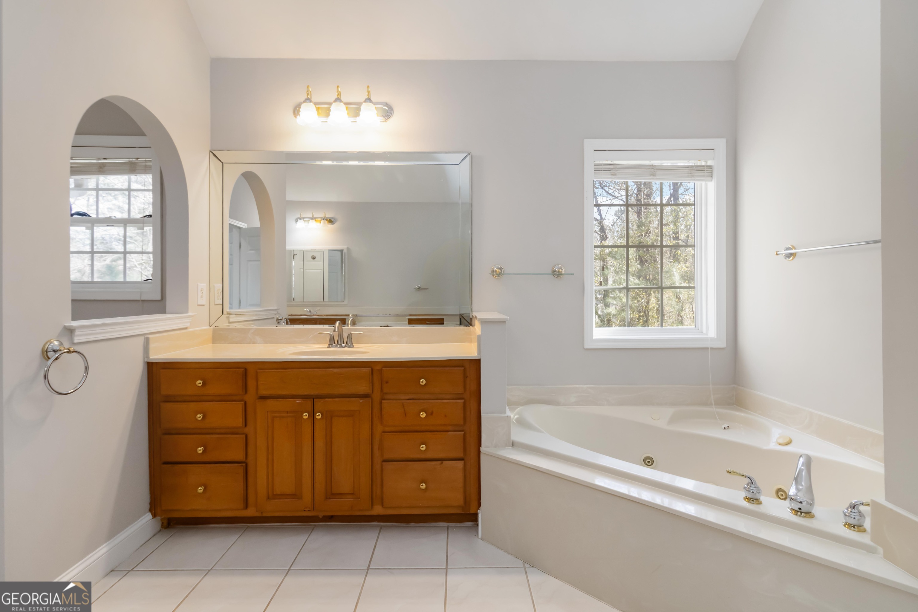 408 Castle Rock Mcdonough GA 30253