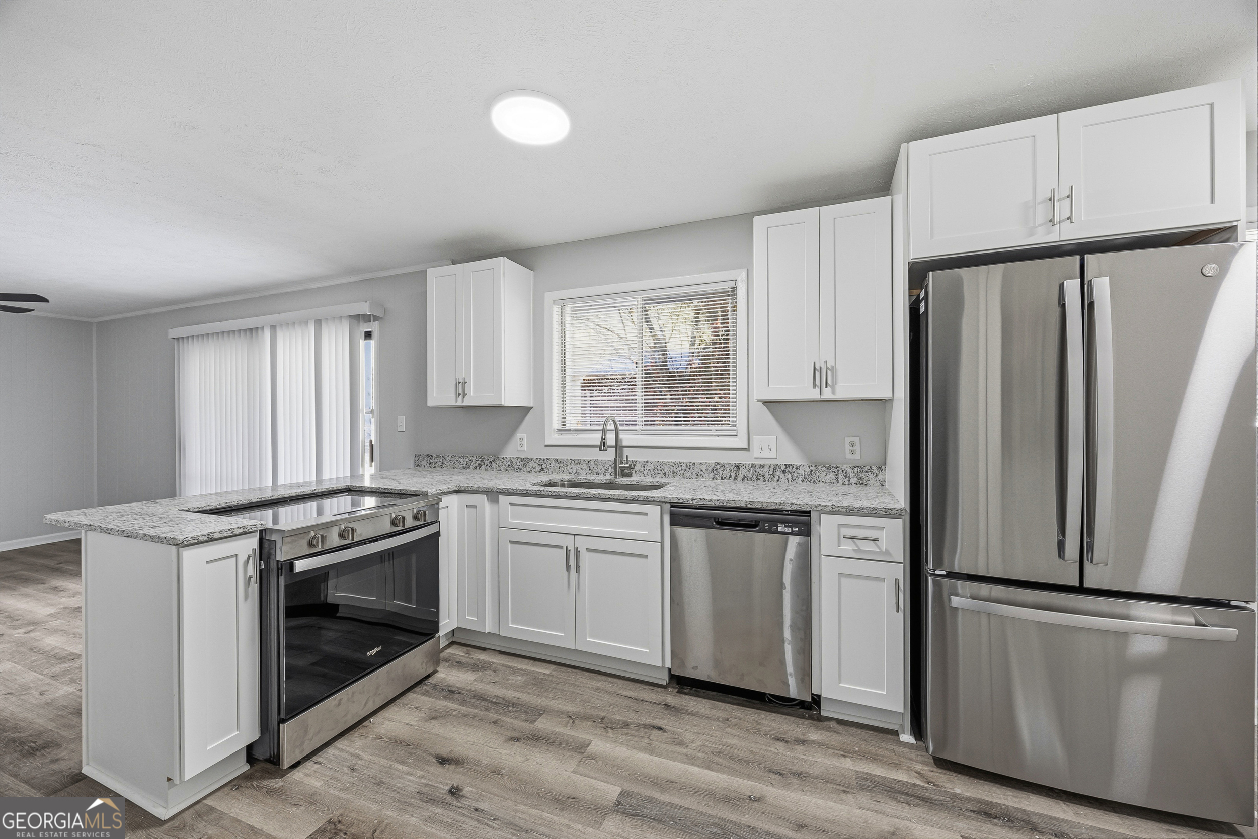 2494 Fairway Circle SW Atlanta GA 30331