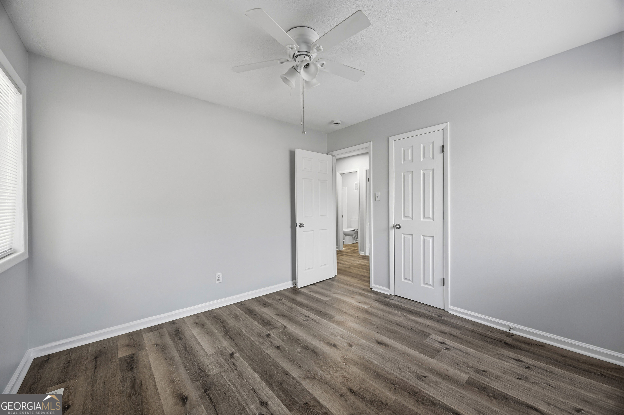 2494 Fairway Circle SW Atlanta GA 30331