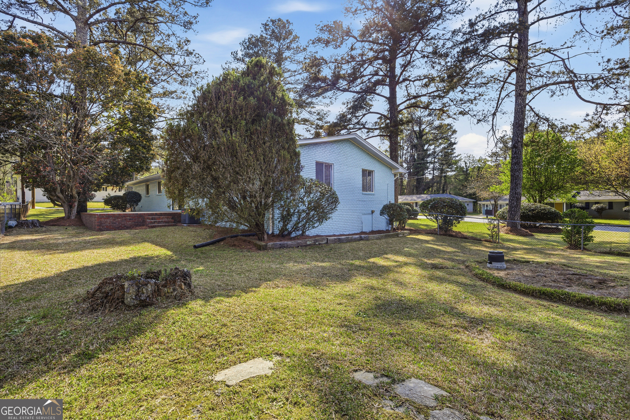 2494 Fairway Circle SW Atlanta GA 30331