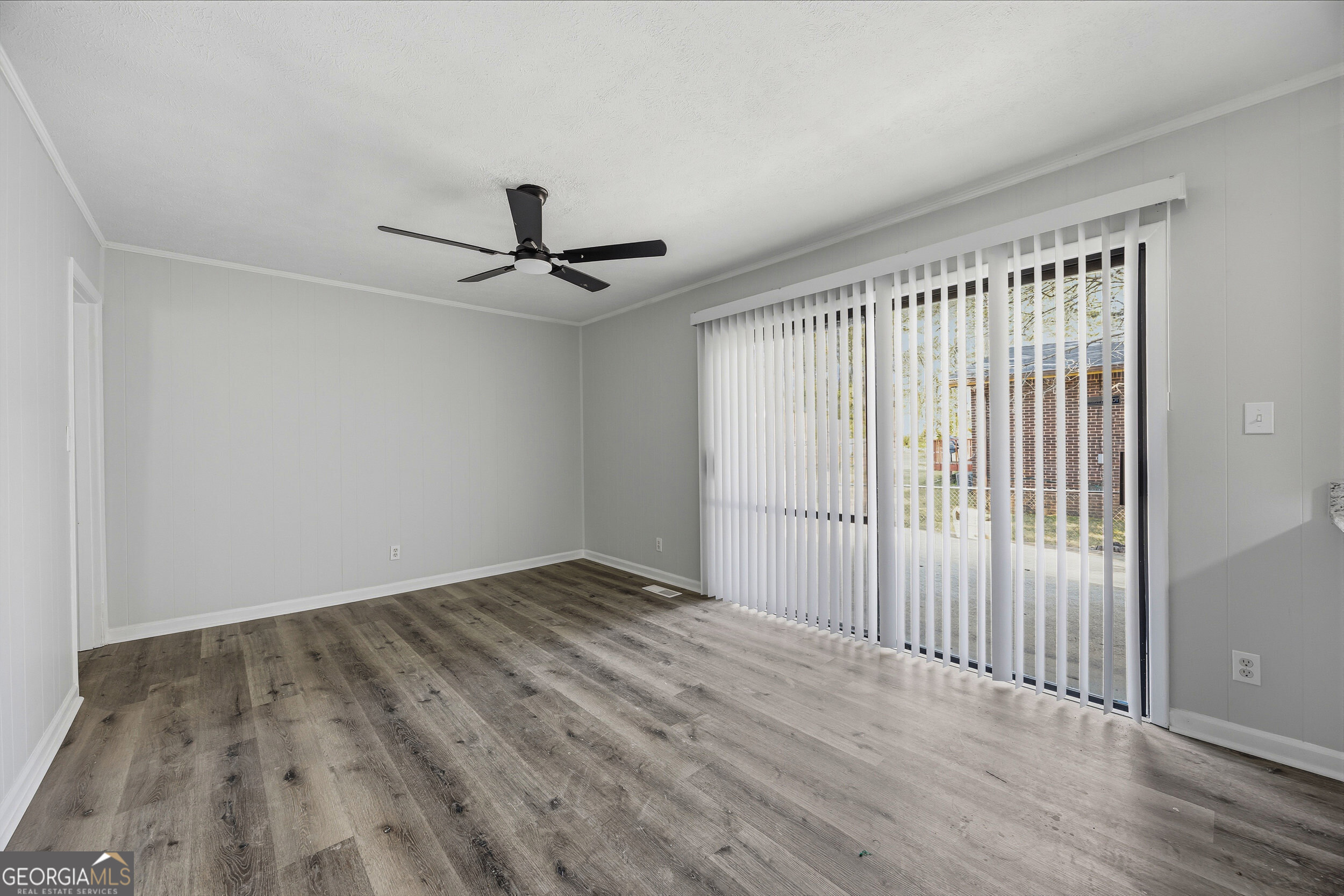 2494 Fairway Circle SW Atlanta GA 30331