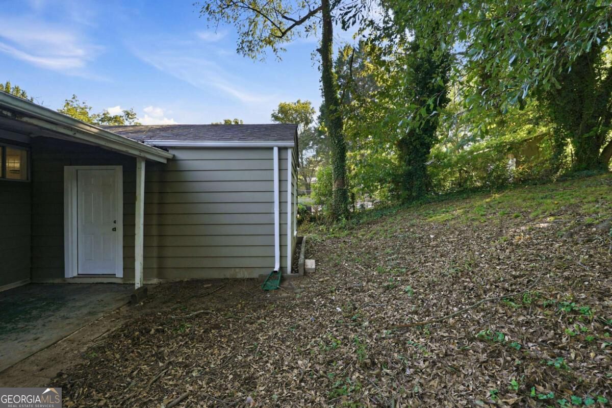 2903 Blount Street East Point GA 30344