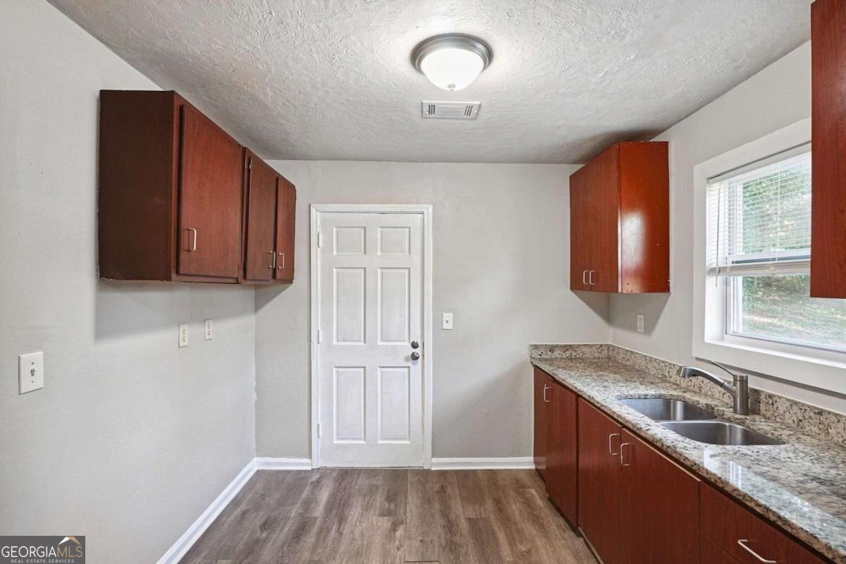 2903 Blount Street East Point GA 30344