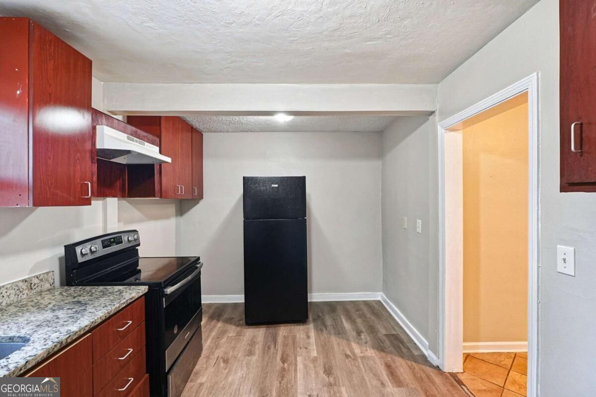 2903 Blount Street East Point GA 30344