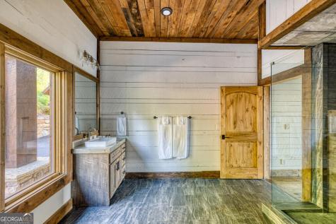 91 Kittatinny Drive Mineral Bluff GA 30559