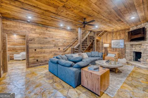 91 Kittatinny Drive Mineral Bluff GA 30559