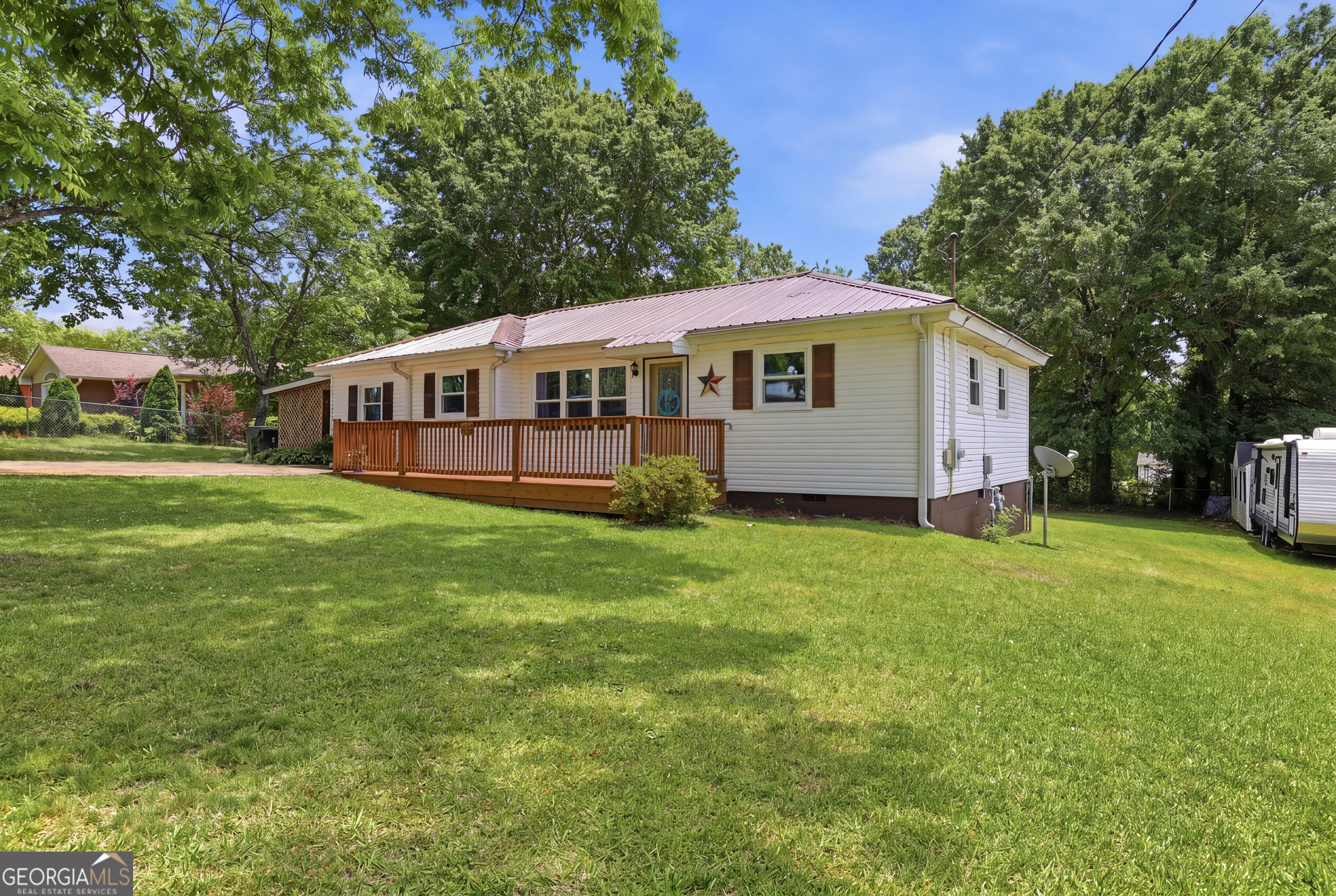 369 Skyline Drive Toccoa GA 30577