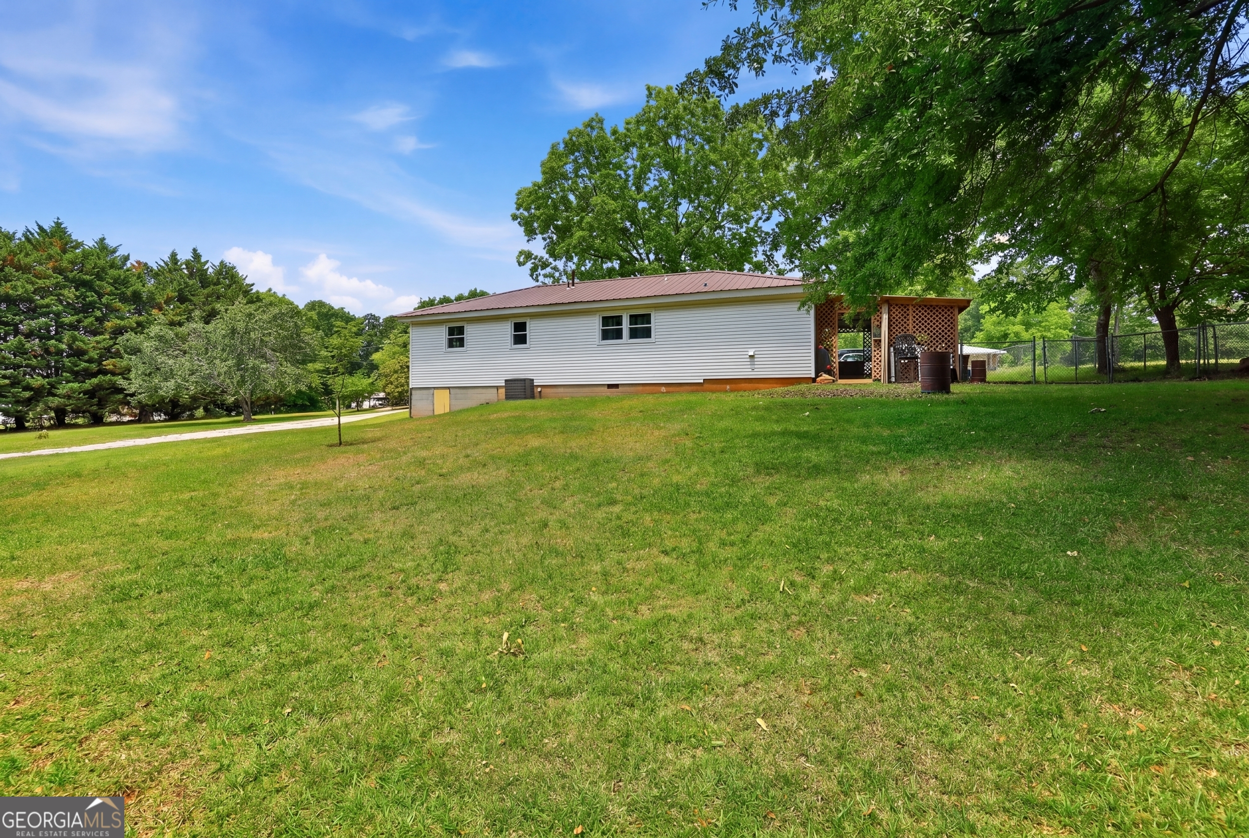 369 Skyline Drive Toccoa GA 30577