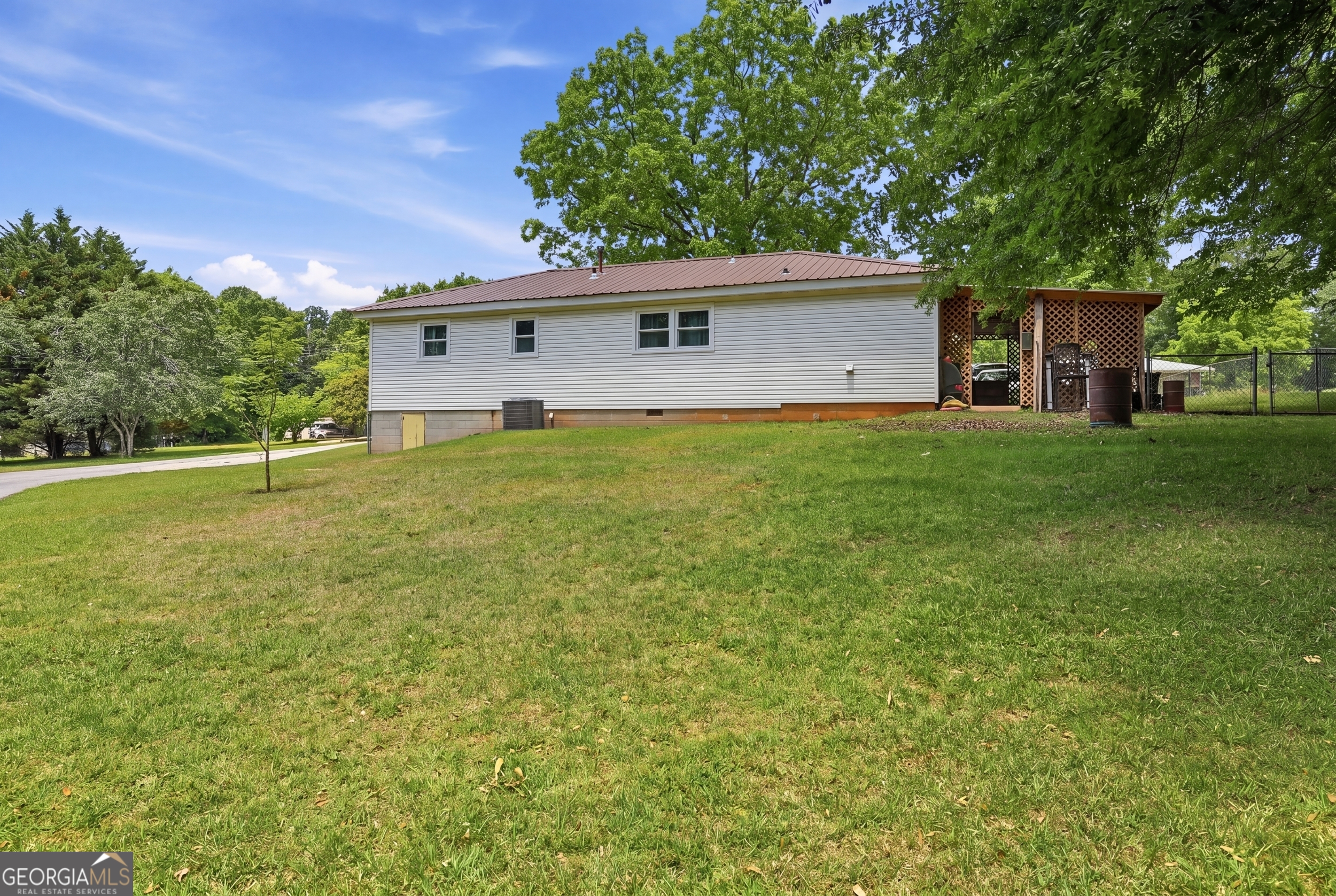 369 Skyline Drive Toccoa GA 30577