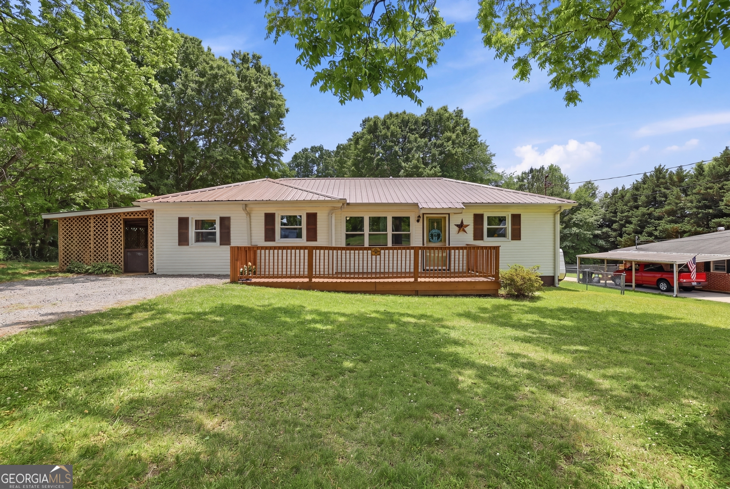 369 Skyline Drive Toccoa GA 30577