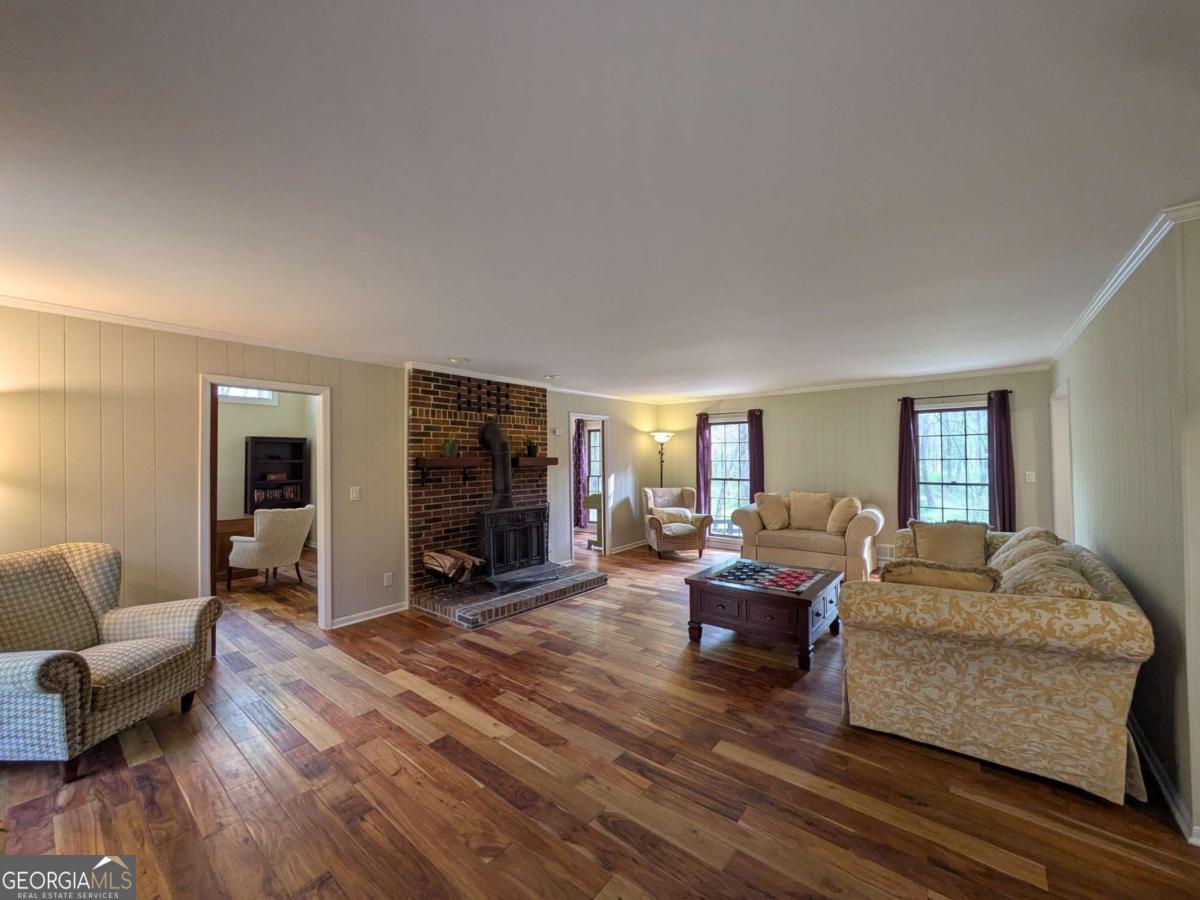 2292 Brookfield Drive Lawrenceville GA 30043