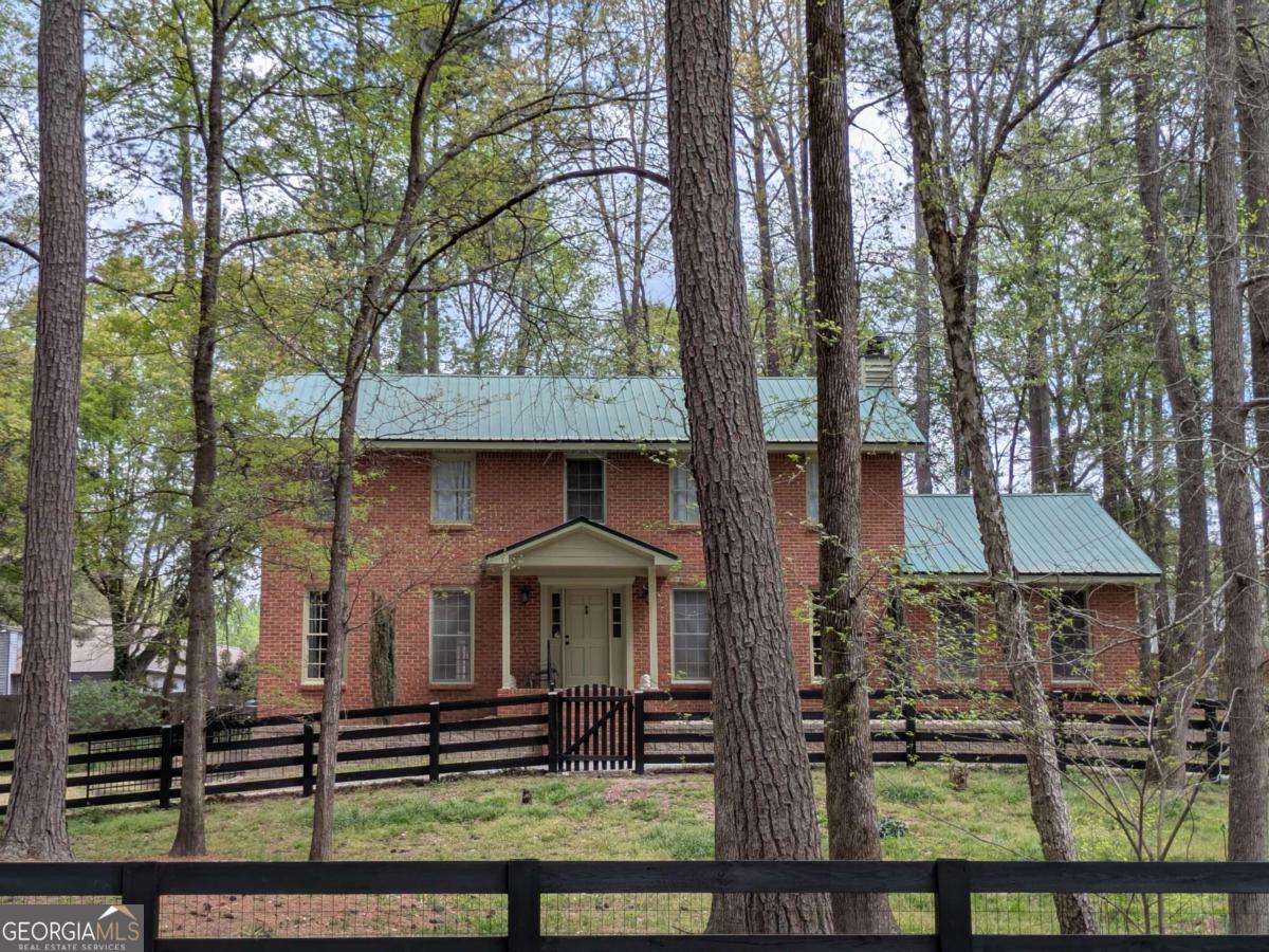 2292 Brookfield Drive Lawrenceville GA 30043