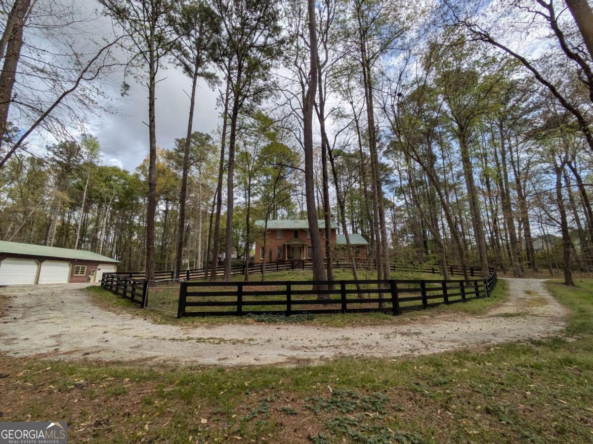 2292 Brookfield Drive Lawrenceville GA 30043