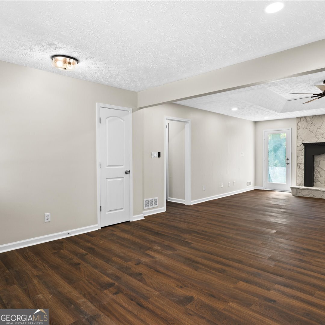 5350 Hearn Road Ellenwood GA 30294