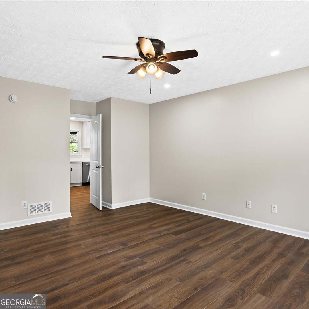5350 Hearn Road Ellenwood GA 30294