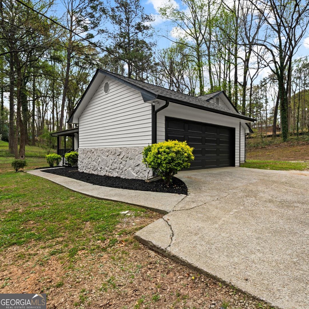 5350 Hearn Road Ellenwood GA 30294