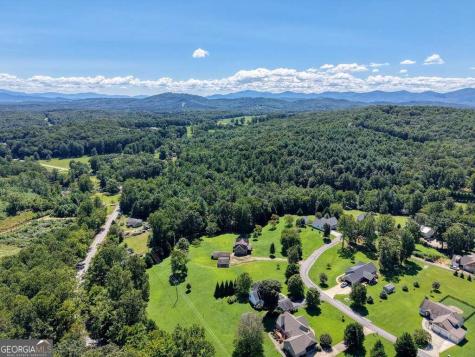 153 Whistle Pig Terrace Blairsville GA 30512