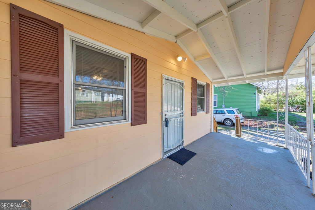 1776 Spring Avenue East Point GA 30344