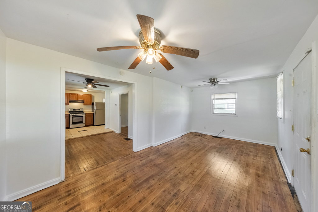 1776 Spring Avenue East Point GA 30344