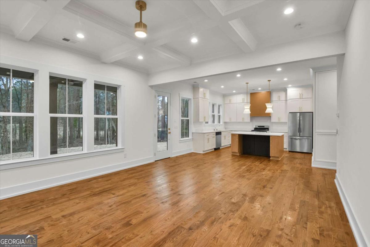 3367 Dodson Connec Drive East Point GA 30344