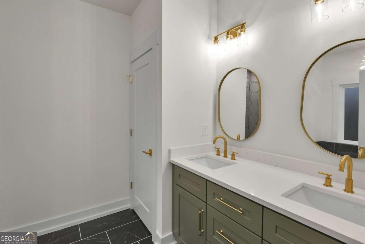 3367 Dodson Connec Drive East Point GA 30344