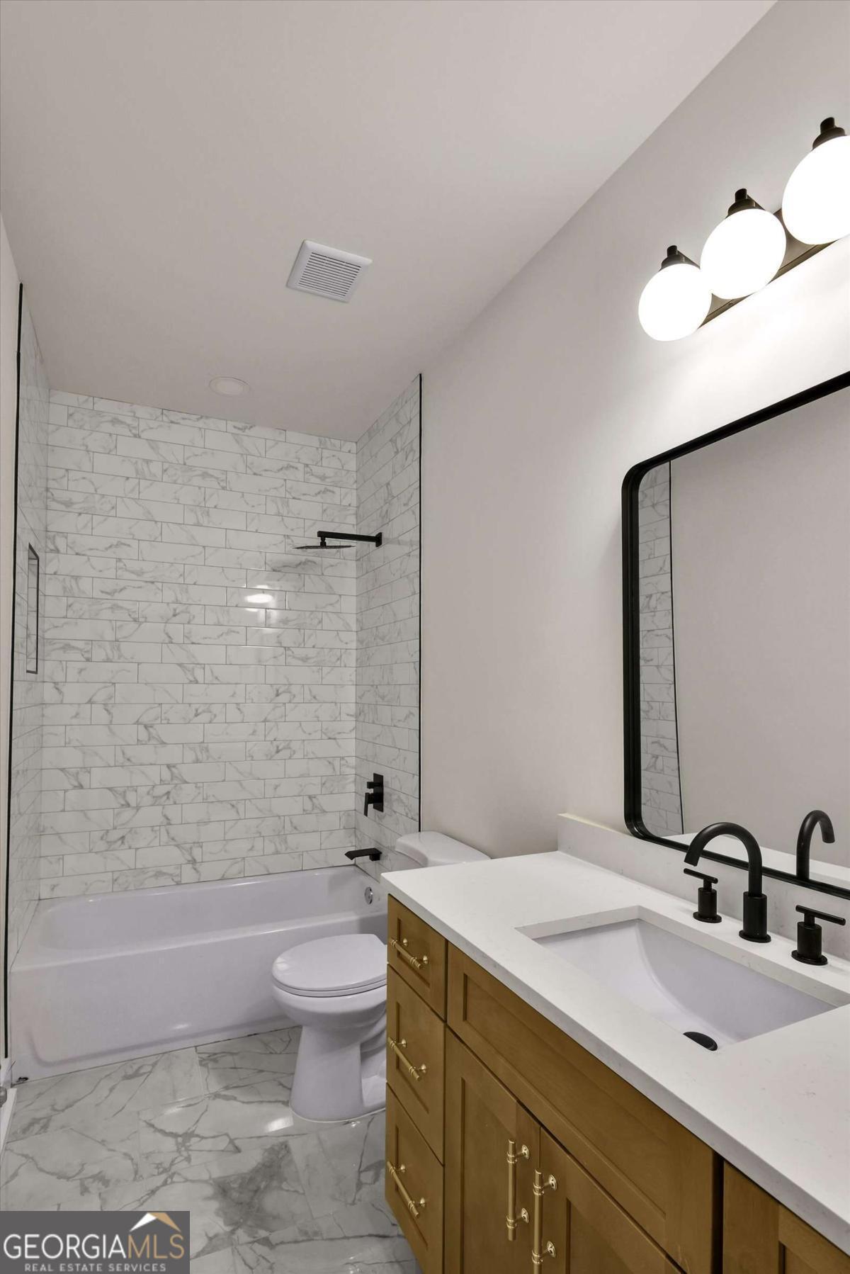 3367 Dodson Connec Drive East Point GA 30344