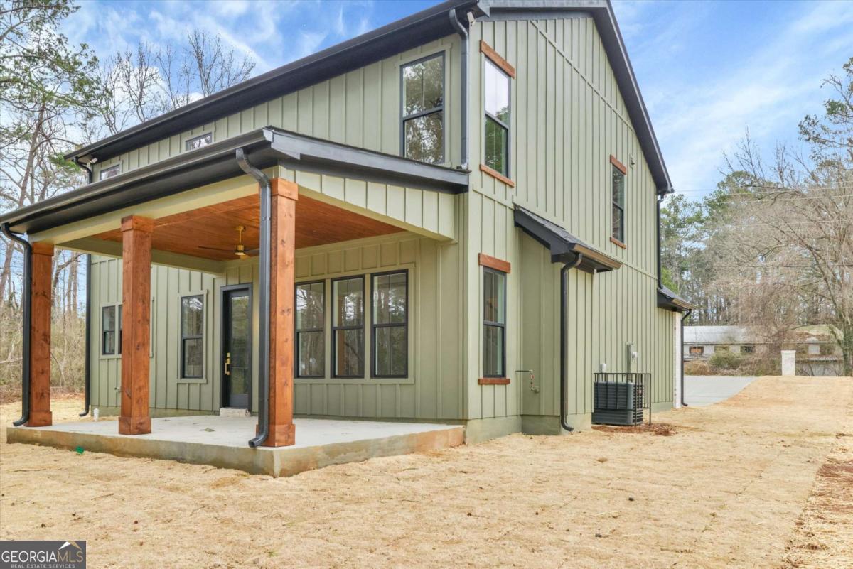 3367 Dodson Connec Drive East Point GA 30344