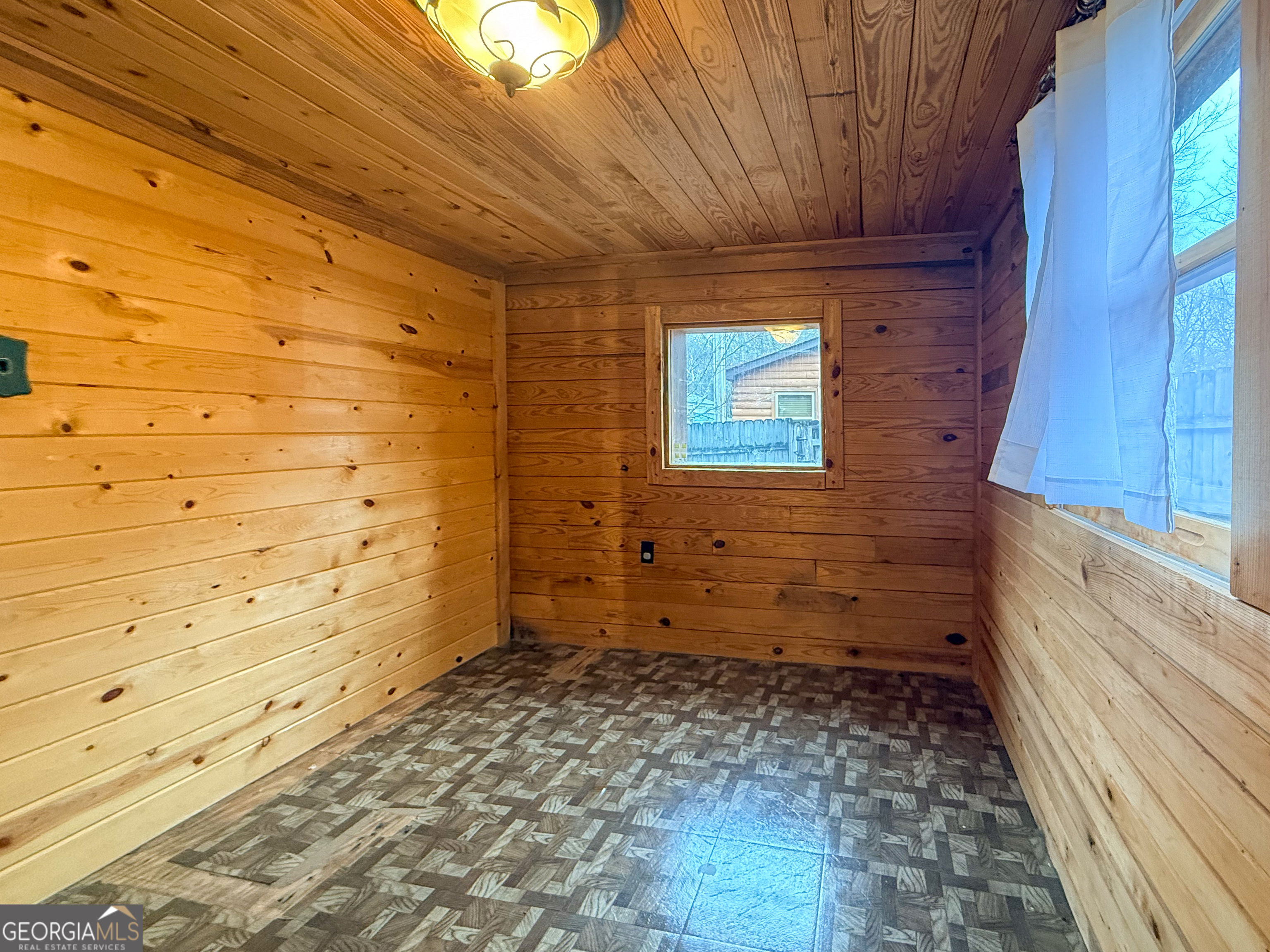 20 Lavista Lane Cleveland GA 30528