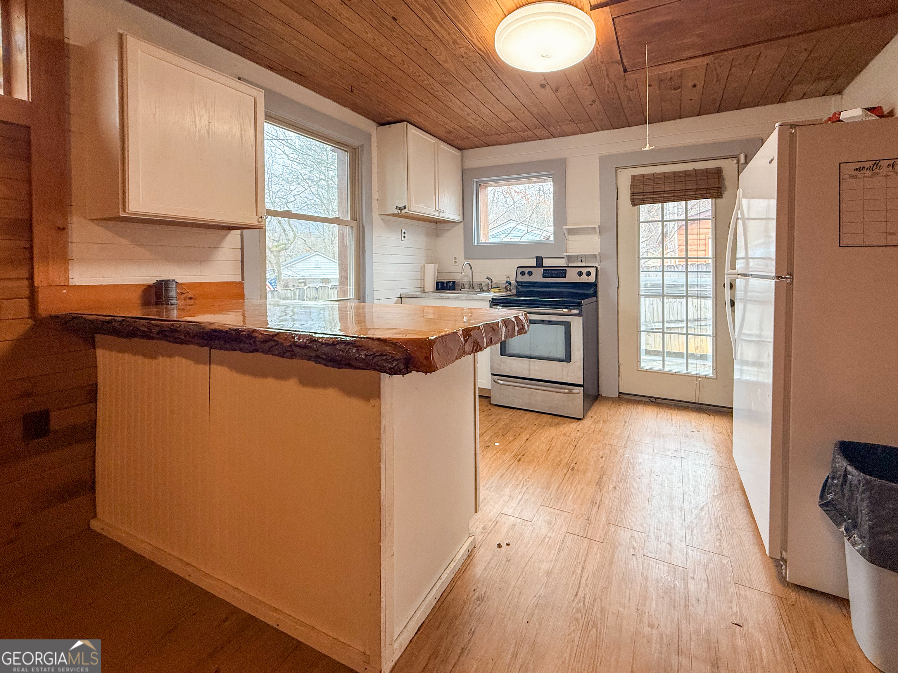 20 Lavista Lane Cleveland GA 30528