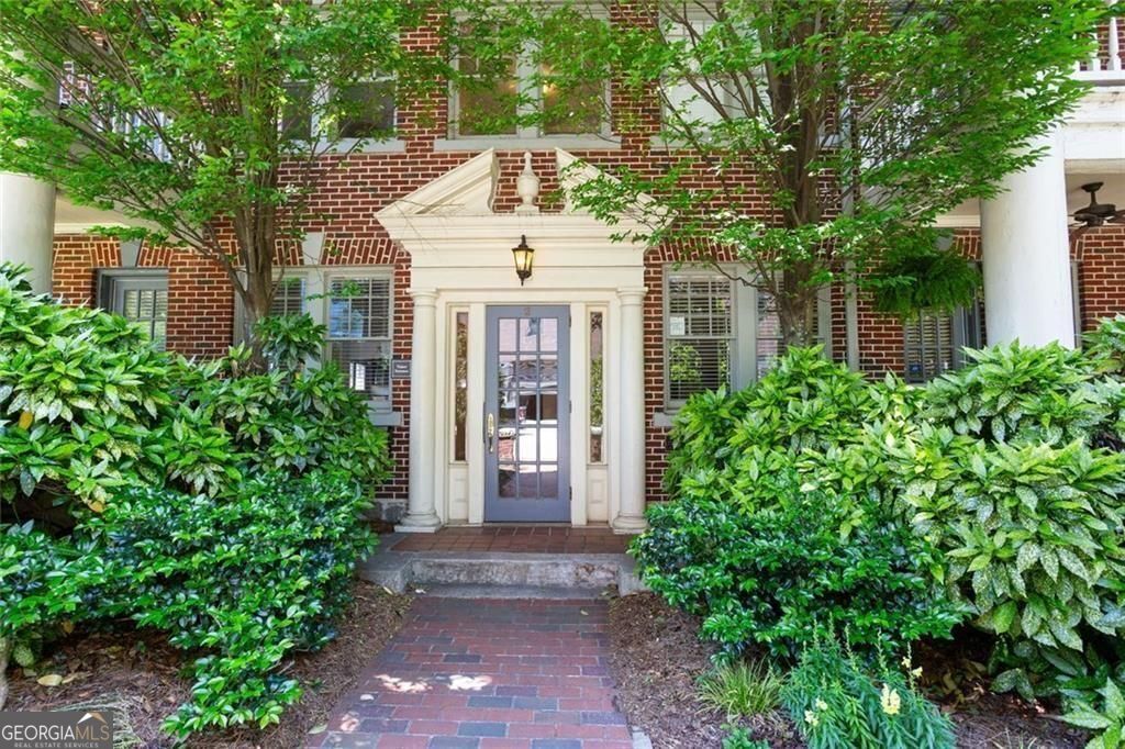 2 Collier Road NW Atlanta GA 30309