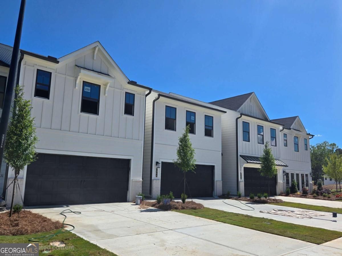 7401 Quinn Place Flowery Branch GA 30542