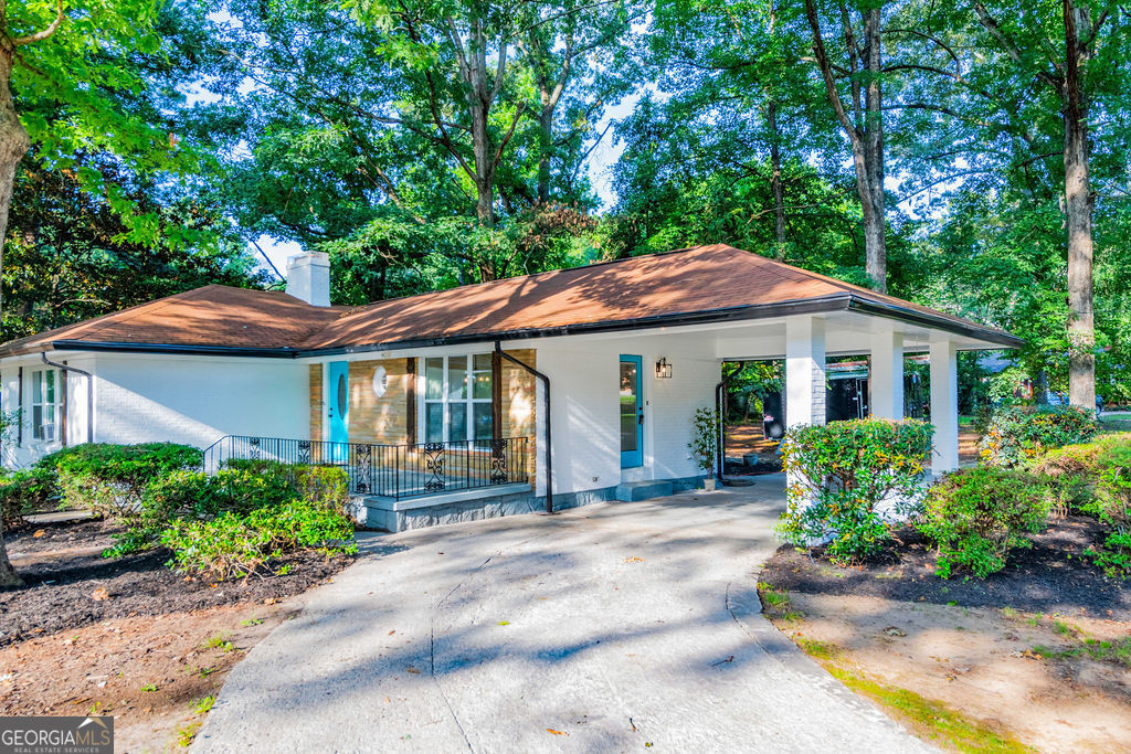 5165 Woodland Drive Forest Park GA 30297