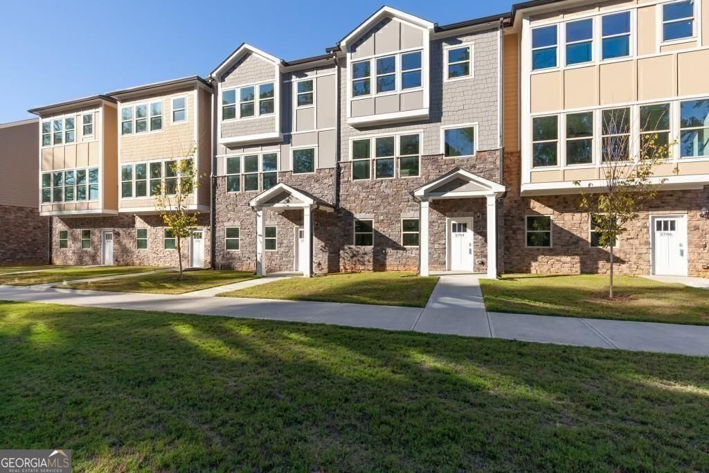 3772 Jack Vernon Circle Powder Springs GA 30127